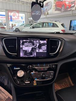 Chrysler Pacifica